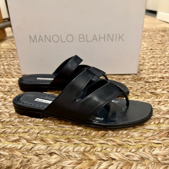 Manolo Blahnik Classic Dark Navy Sandals - Brand New in Box - Size 7 - Picture 2 of 3